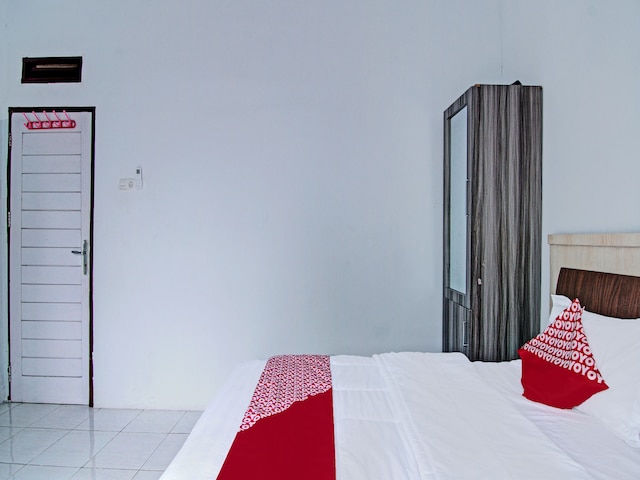 OYO  92047 ペンギナパン アルフィ シャリア