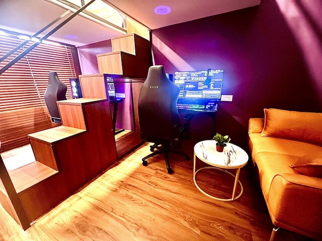 アリーナeスポーツホテル・アット・ブギス・ビレッジ