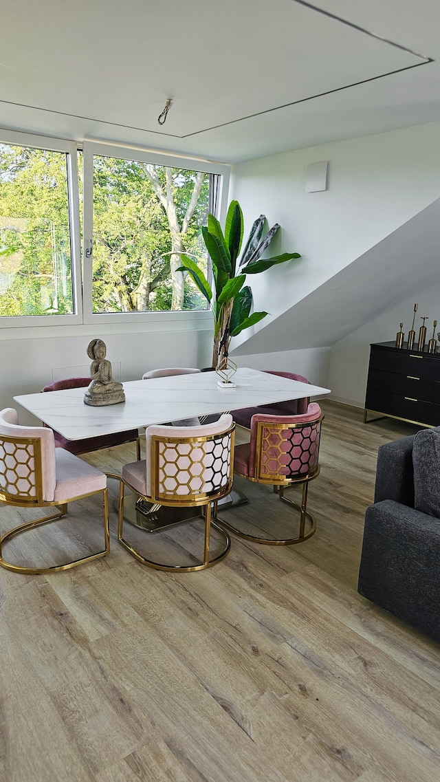 ルクス・ダッハゲショフ・シティ・ウォーネット・ミュンヘン