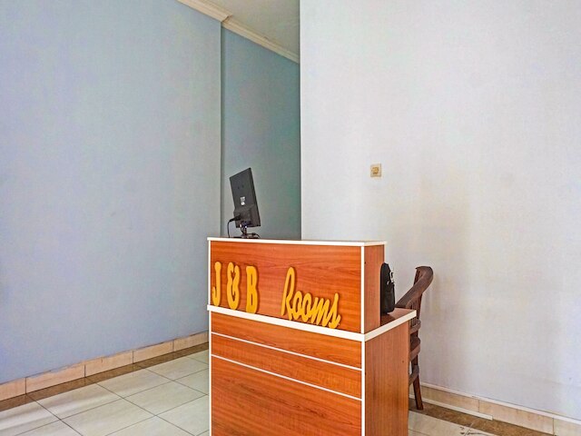 ホテル O J&b ルームズ トマン