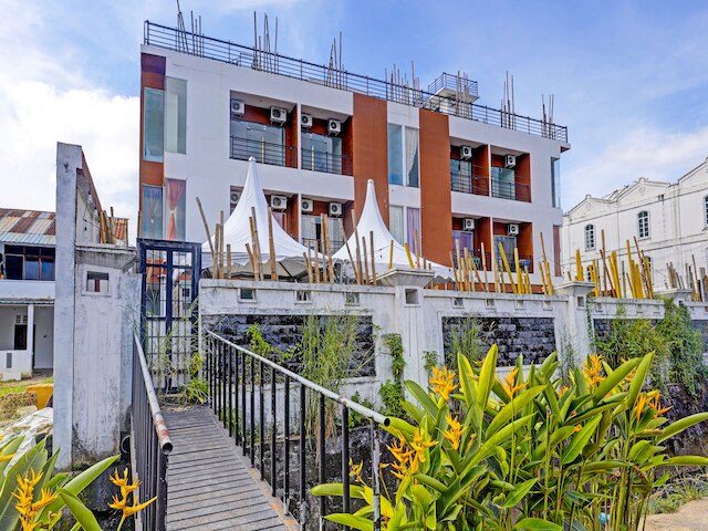 コレクション O 91586 グリーン ハウス ティバン