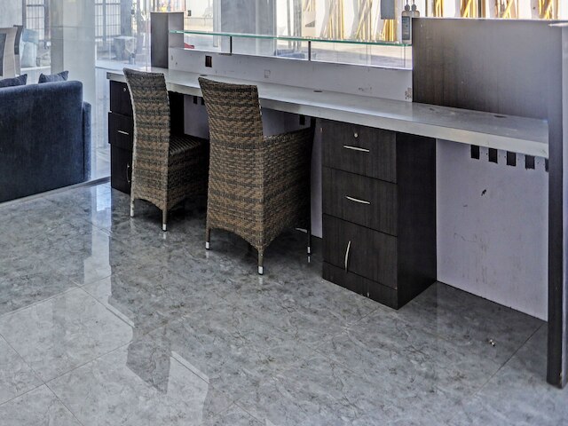 コレクション O 91586 グリーン ハウス ティバン