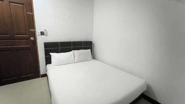 ナトル ホームステイ - ケニャラン パーク