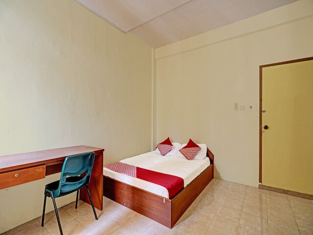 OYO 91636カックダドゥトホームステイ