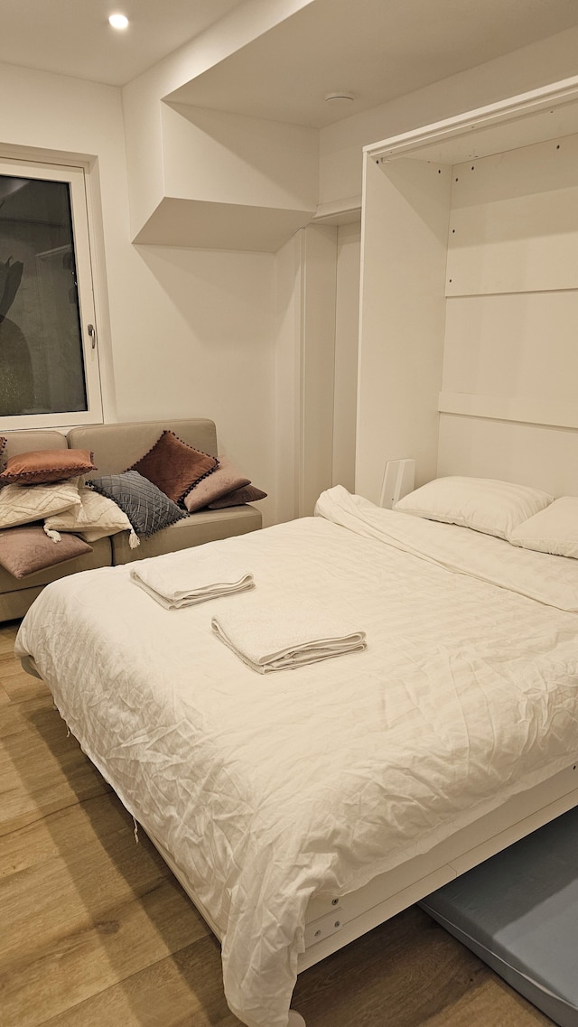 UG ノイバウ シティ ウォーニング (オプショナル プール+ジム+2つ目のバスルーム エクストラ ブッカブル)