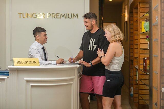 トゥンガープレミアムホテル