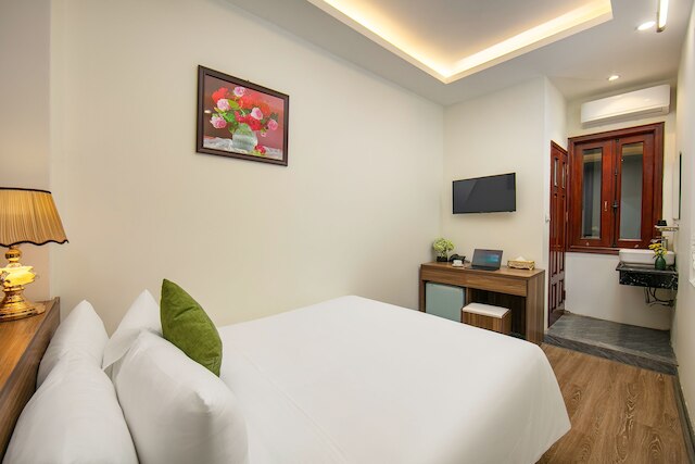 トゥンガープレミアムホテル