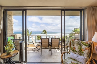 ザ ハワイアン ペントハウス