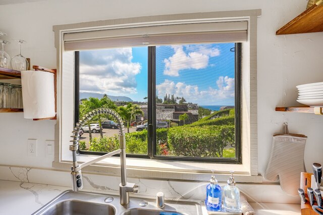 カハカイクリフサイド 2 ベッドルーム コンド バイ レッドオーニング