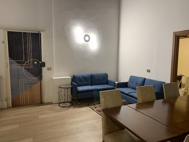 ジノリ B イン フィレンツェ ウィズ  3 ベッドルームズ アンド  2 バスルームズ