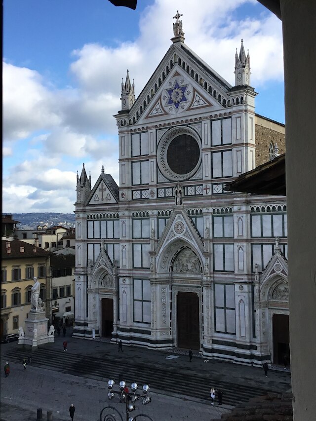 ピアッツァ サンタ クローチェ イン フィレンツェ