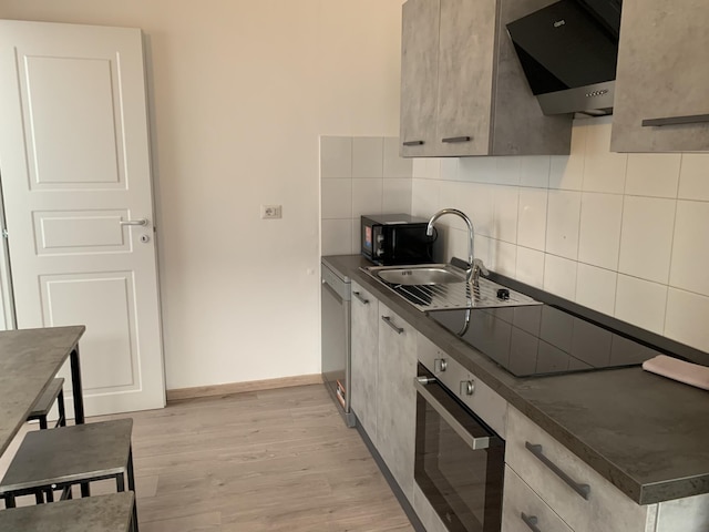 ポルタ ロッサ  アパートメント