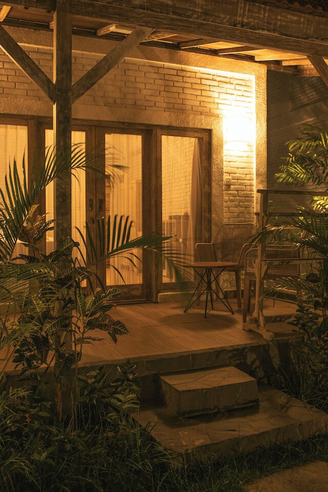 タムク パダン パダン、CARI サーフ キャンプ