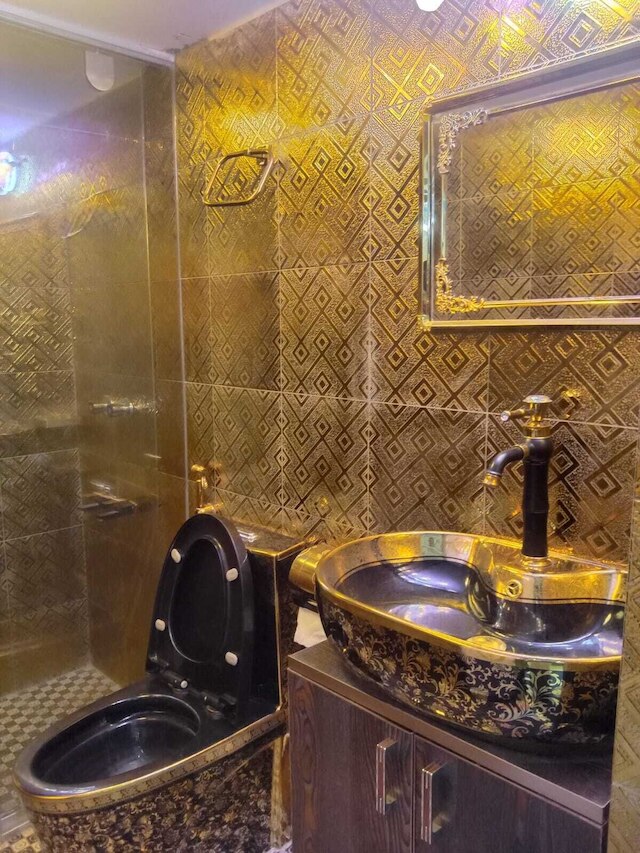 スタニング 1 ベッド アパートメント イン ダッカ クロース トゥ エアポート