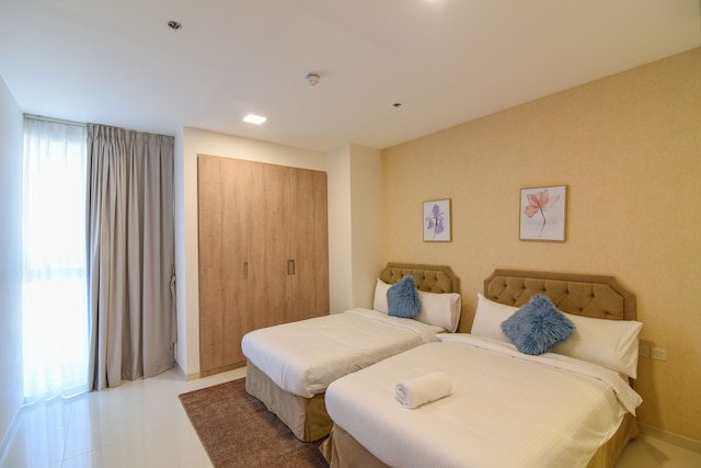 グリーンフューチャー - A A タワー - ツーベッドルームズ