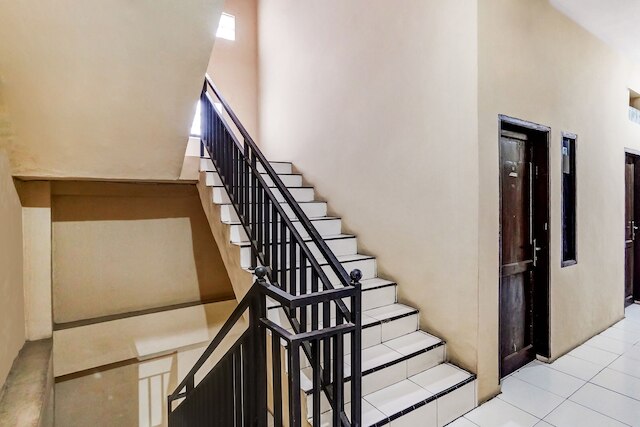 ホテル O ウィルソン ホームステイ ニア RSU ブンダ タムリン