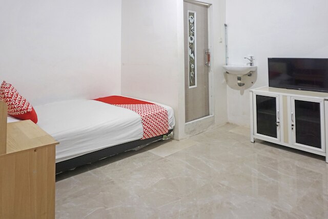 ホテル O ポンドック フェビー マカッサル