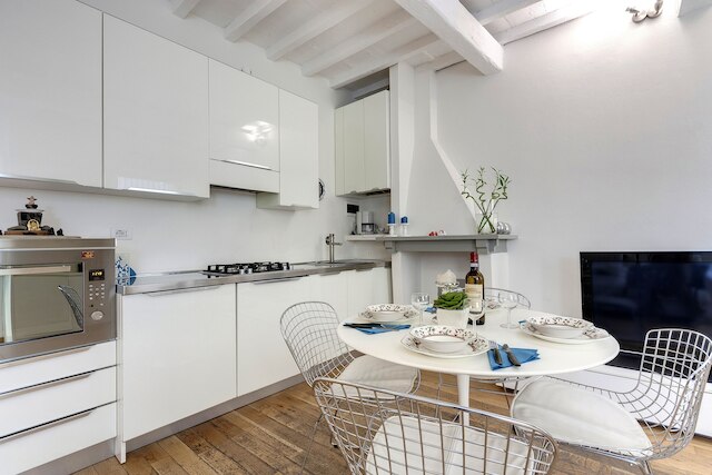 セントラル ドゥオーモ アパートメント ウィズ ファスト ワイファイ