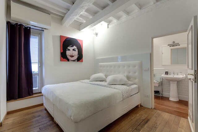 セントラル ドゥオーモ アパートメント ウィズ ファスト ワイファイ