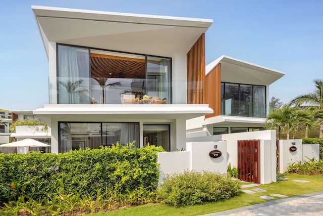 ウィンダム ホイアン ロイヤル ビーチフロント リゾート & ヴィラズ