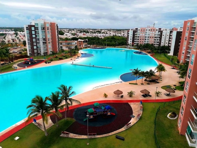 デパルタメント ホザネク エン ドリーム ラグーンズ