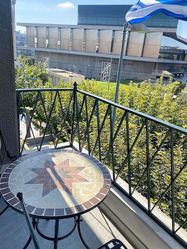 Check Point - Acropolis View（チェックポイント - アクロポリスビュー）