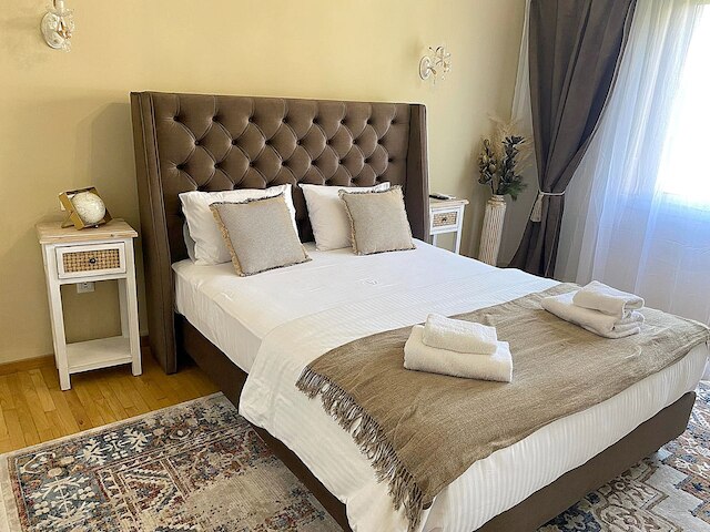 Check Point - Acropolis View（チェックポイント - アクロポリスビュー）