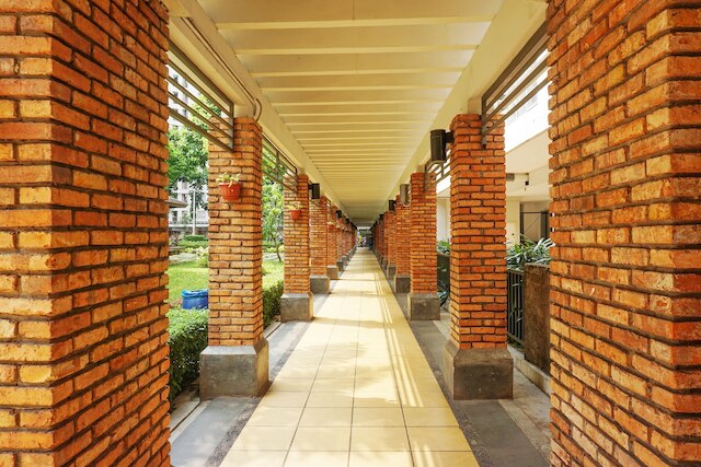 キャピタル O 91651 インディペンデント 99 ニア カリバタ シティ スクエア