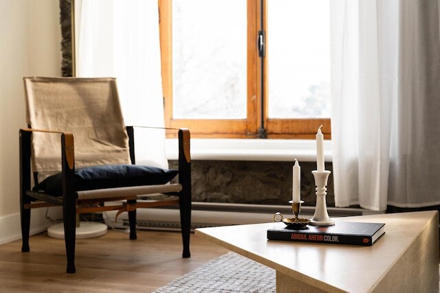 メゾン プラス ロワイヤル バイ ラグジュアリー イン トランジット