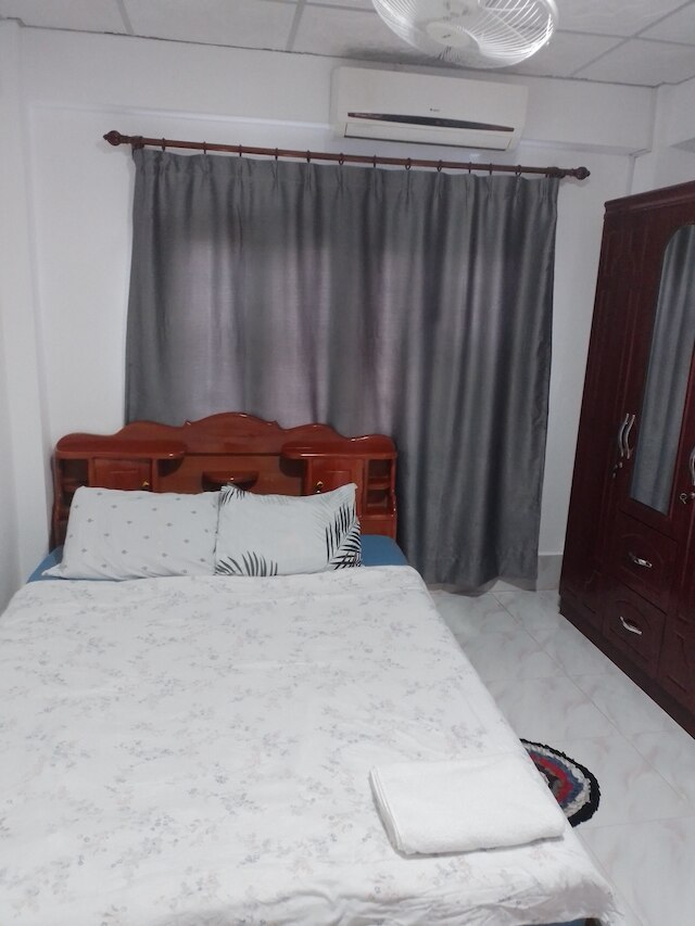 バンサイロムレンレジデンス