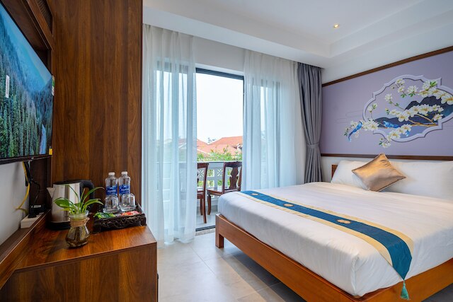 ザ プレゼント リバー ホイアン