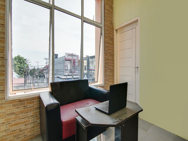 ホテル O SG 99 ホームステイ シャリア ニア SMP N 34 ペカンバル