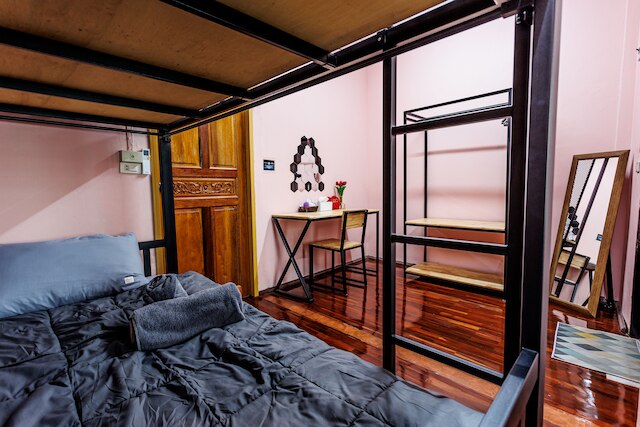 バーン・ミー・スク・アユタヤ - ホステル