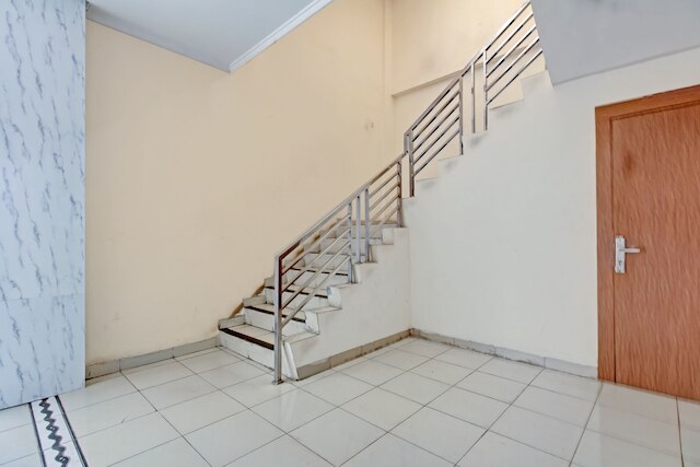 OYO  90412 マイ コスト