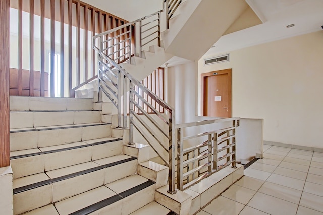 OYO  90412 マイ コスト