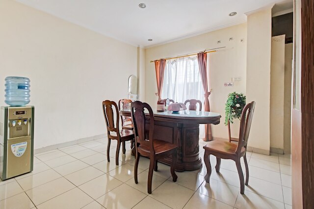 OYO  90412 マイ コスト