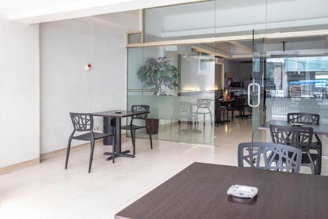 OYO  3811 ベスト  イン ホテル