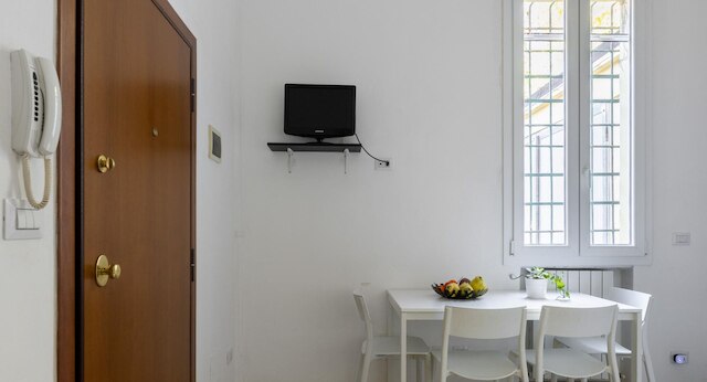 パラジーナ・カラッチ - アパルタメント・タランティーノ