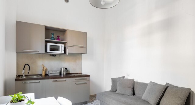 パラジーナ・カラッチ - アパルタメント・タランティーノ