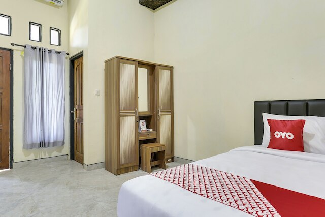 SPOT ON 90882 サリ・ホームステイ・ガルダ・ウィスヌ・ケンチャナ近く