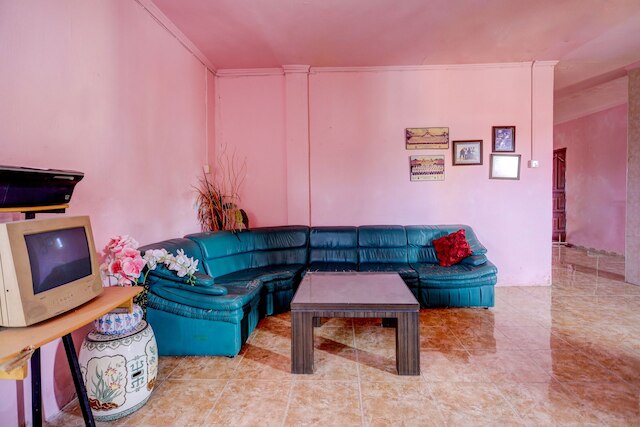 オテル O アビ マニュ シャリア