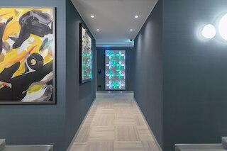 サンタンブロージオアパートメンツ