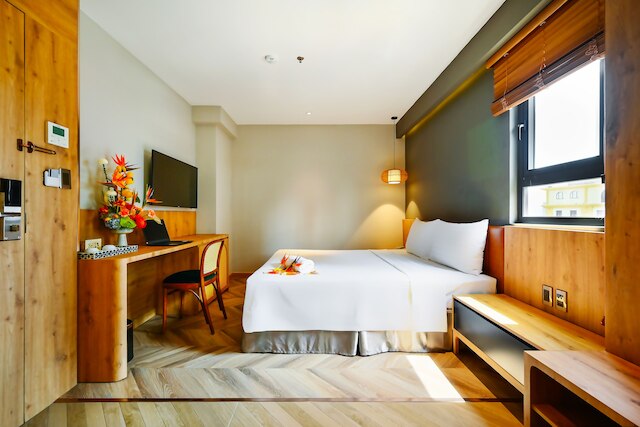 LA オペラ サイゴン ホテル