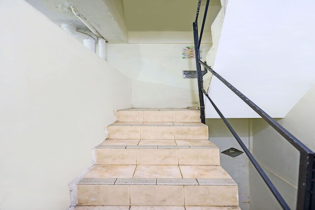 ホテル O サトリア ホームステイ シャリア