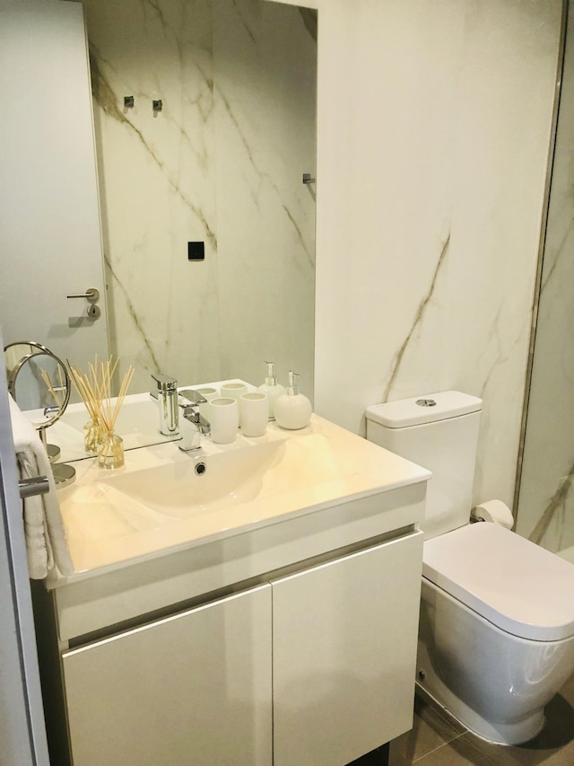 ヨーロポ - ダウンタウン 3B