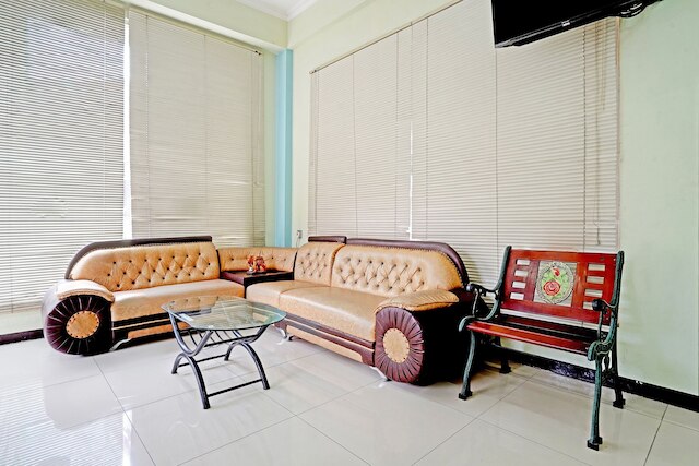 OYO  90836 バルトゥ  ゲストハウス