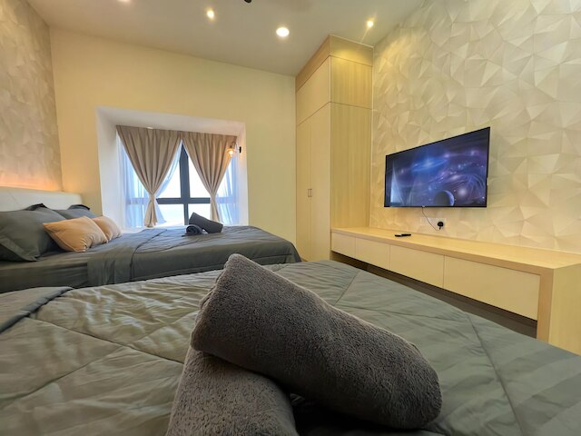 アティックホーム・メラカ・インペリオレジデンス