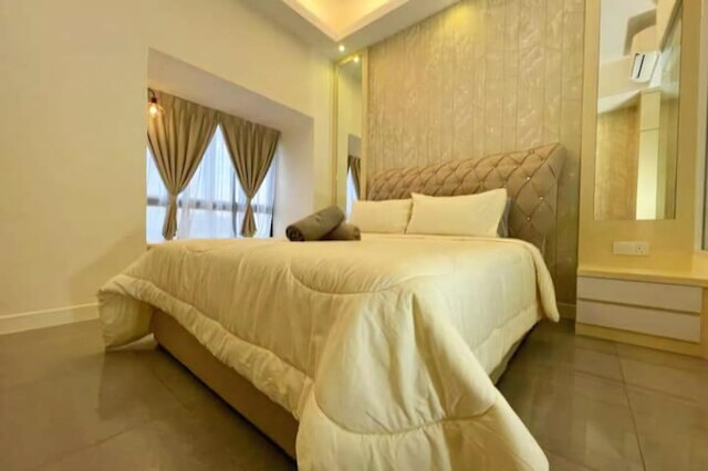 アティックホーム・メラカ・インペリオレジデンス