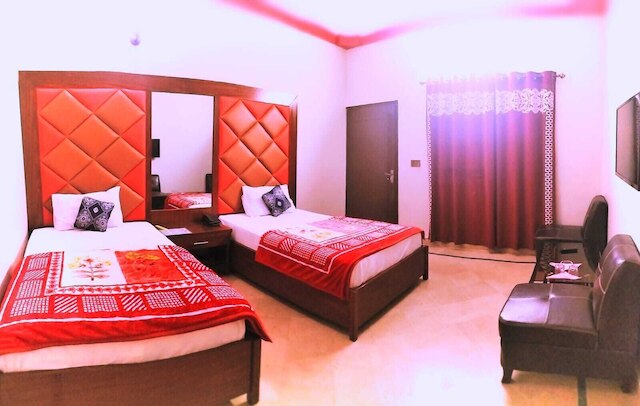 スバン パレス ゲストハウス