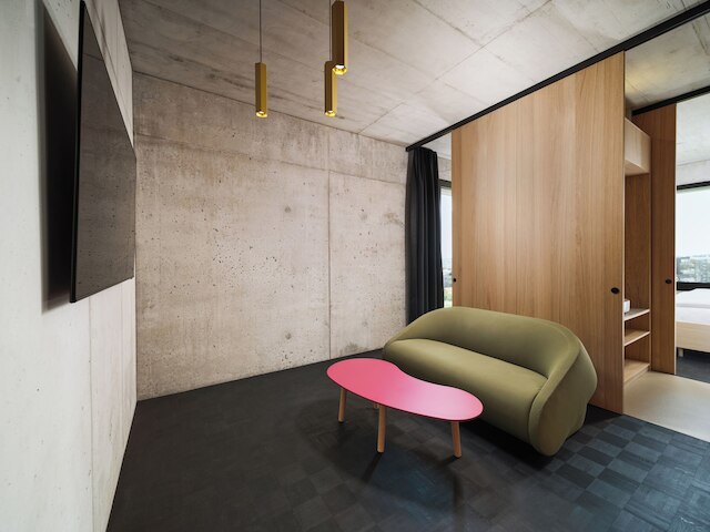 ボルダーバー ホテル リンツ